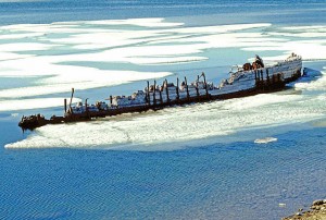 "Amundsen Maud 1998-06-28" by Ansgar Walk - Own work. Licensed under CC BY-SA 2.5 via Wikimedia Commons